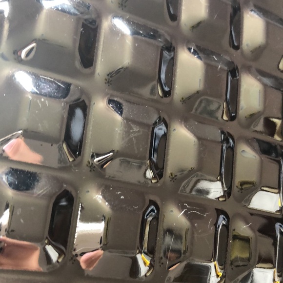 CHARMING CHARLIE RSVP Quilted Metal Evening Clutch - Picture 11 of 12